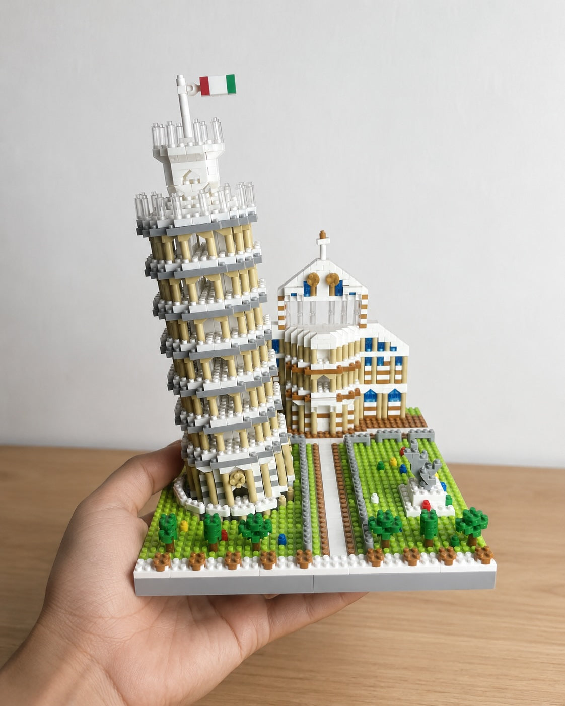 Leaning Tower of Pisa Building Set