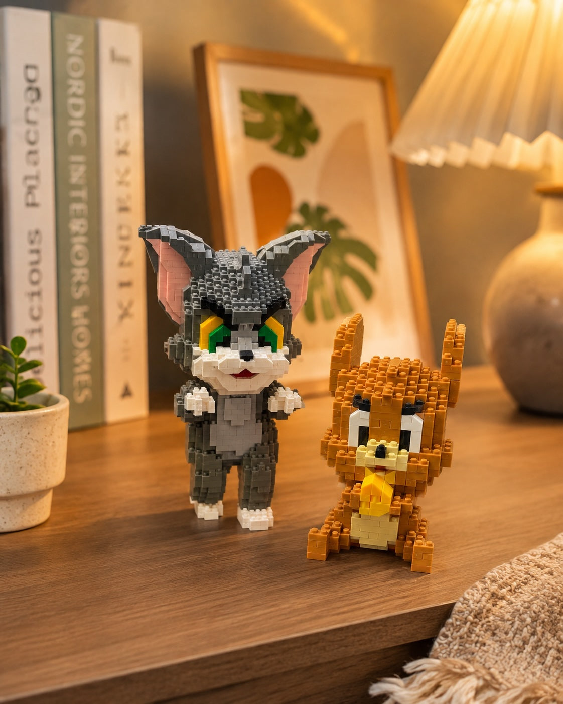 Classic Cat & Mouse Building Set